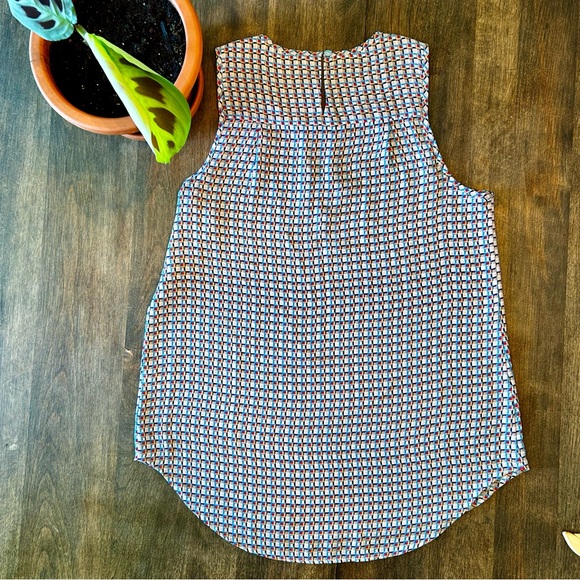 [EUC] Violet + Claire - Medium - Women’s Sleevless Blouse - Colorful Print - Picture 4 of 9